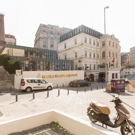 Reborn Flats Istanbul